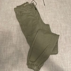 American Eagle women’s pants size 6 x-long